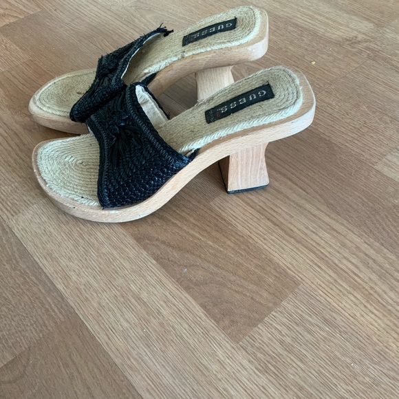 Guess slides - Picture 2 of 5